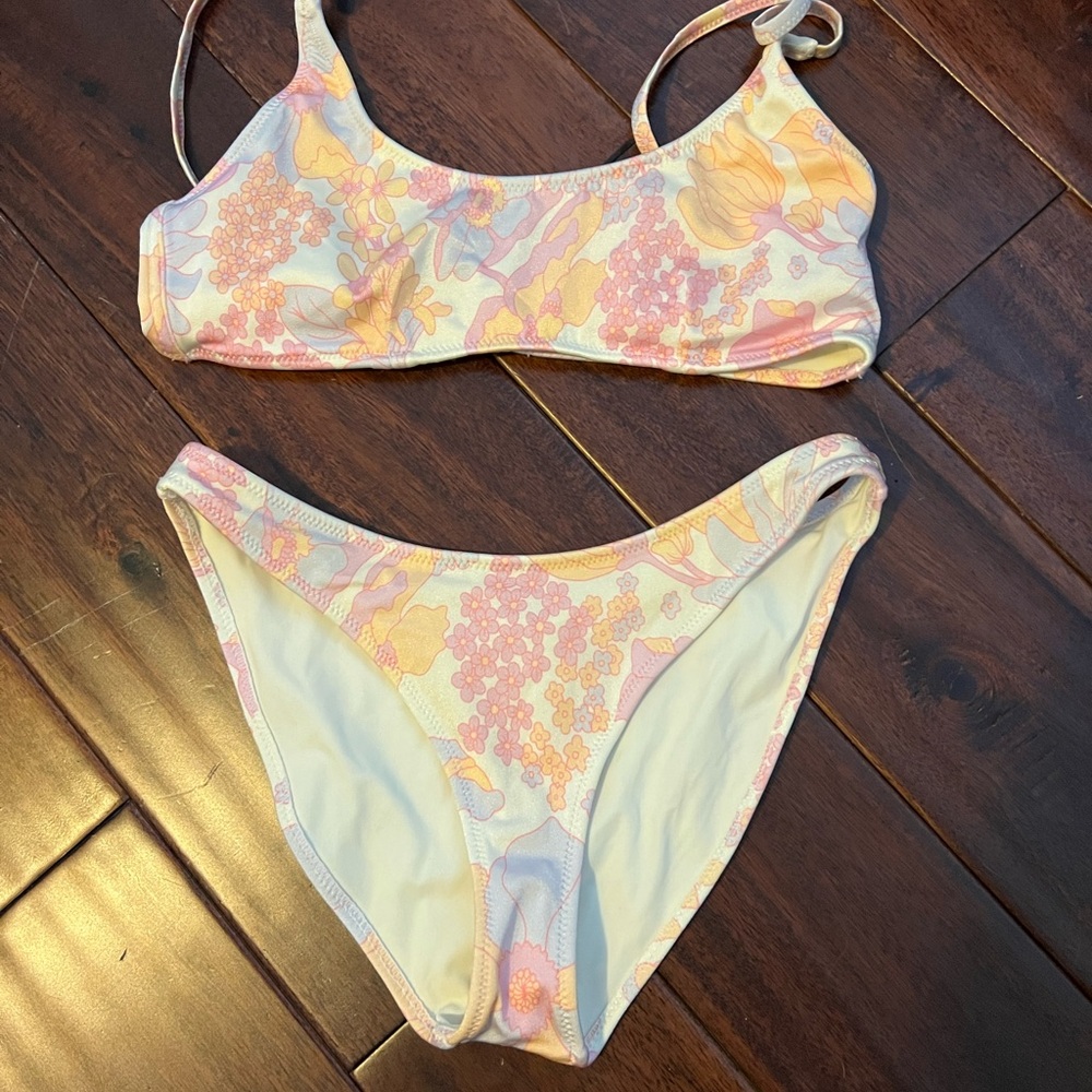 TRIANGL Floral Bikini Set